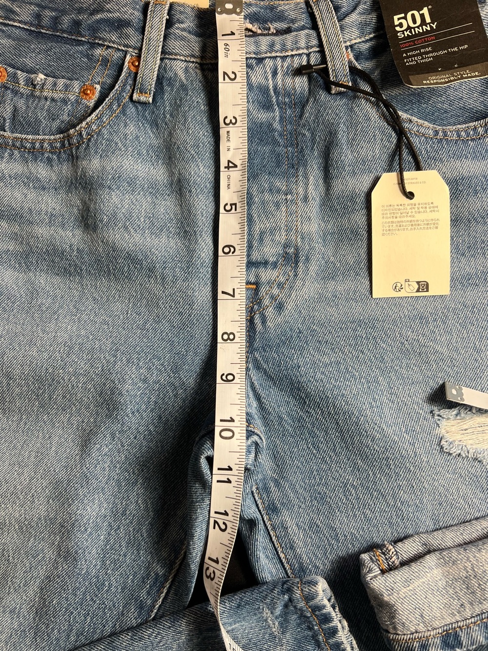Levi’s 501 Skinny Jeans 24x28 High Rise Button Fly Light Wash Denim NWT 🌼 - Picture 4 of 12